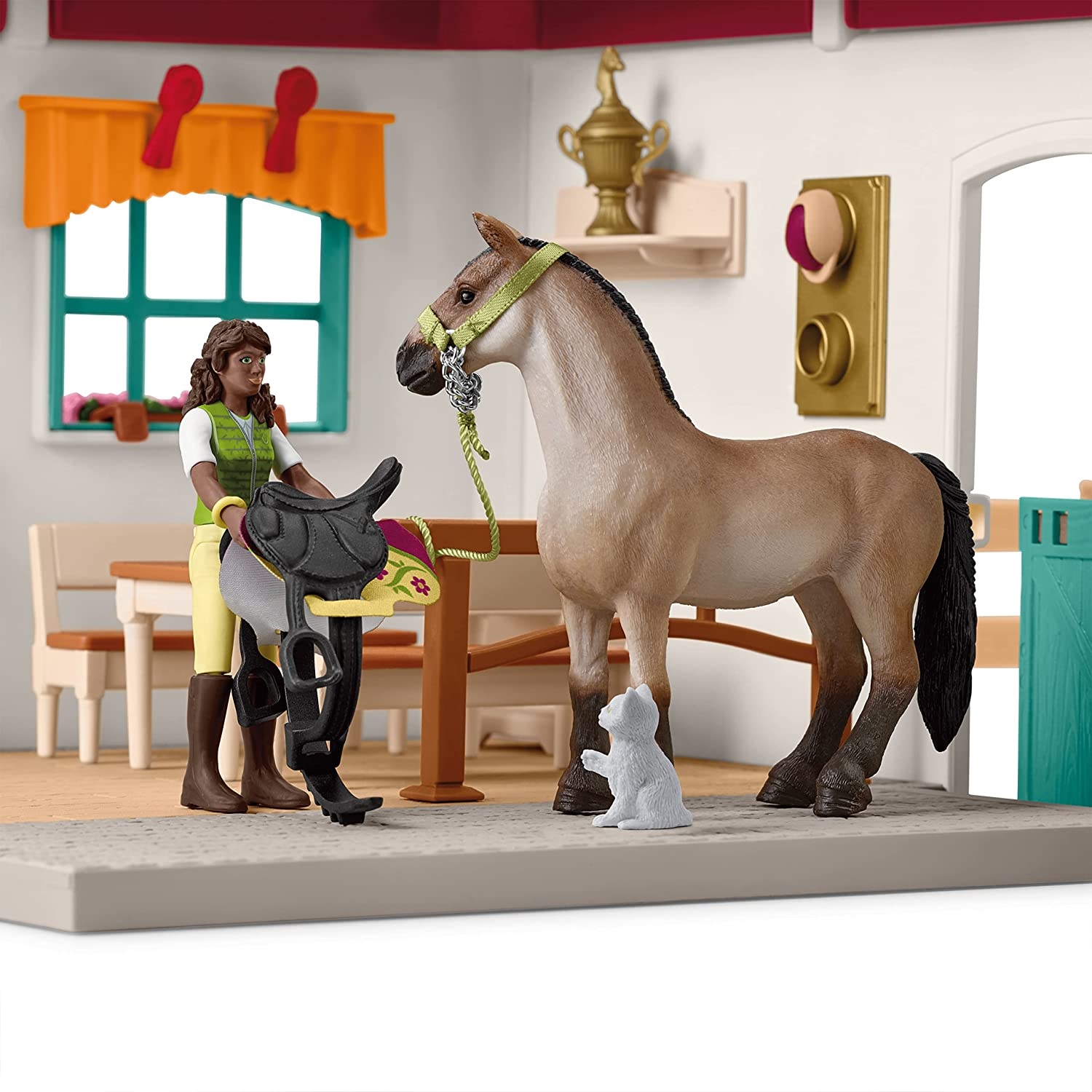 Schleich 42591 Sattelkammer
