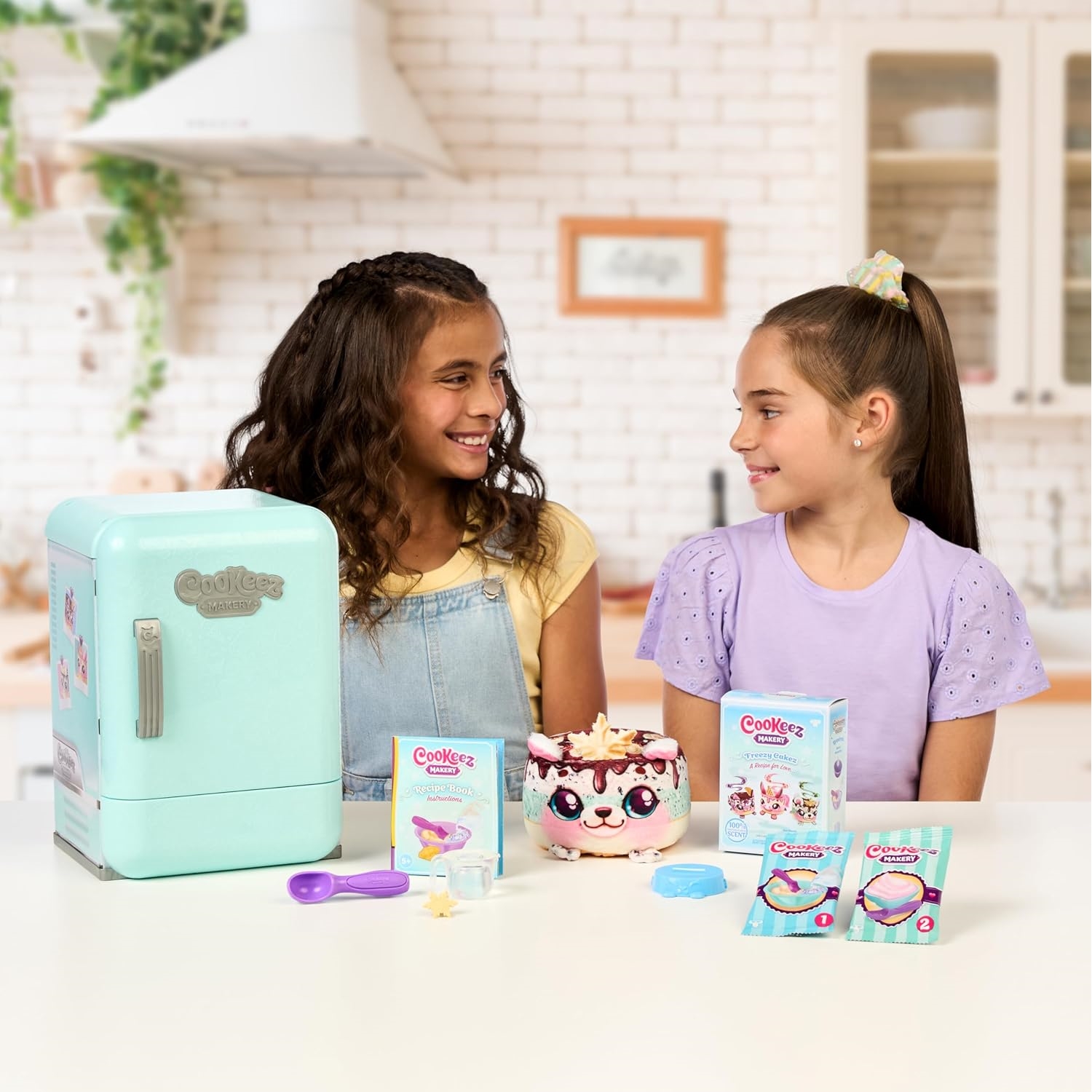 Moose Toys 23511 Cookeez Makery: Freezy Cakez-Spielset
